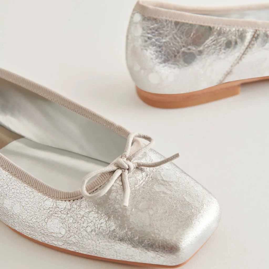 DOLCE VITA Flats & Loafers*Anisa Ballet Flats Silver Distressed Leather