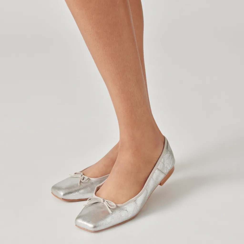 DOLCE VITA Flats & Loafers*Anisa Ballet Flats Silver Distressed Leather
