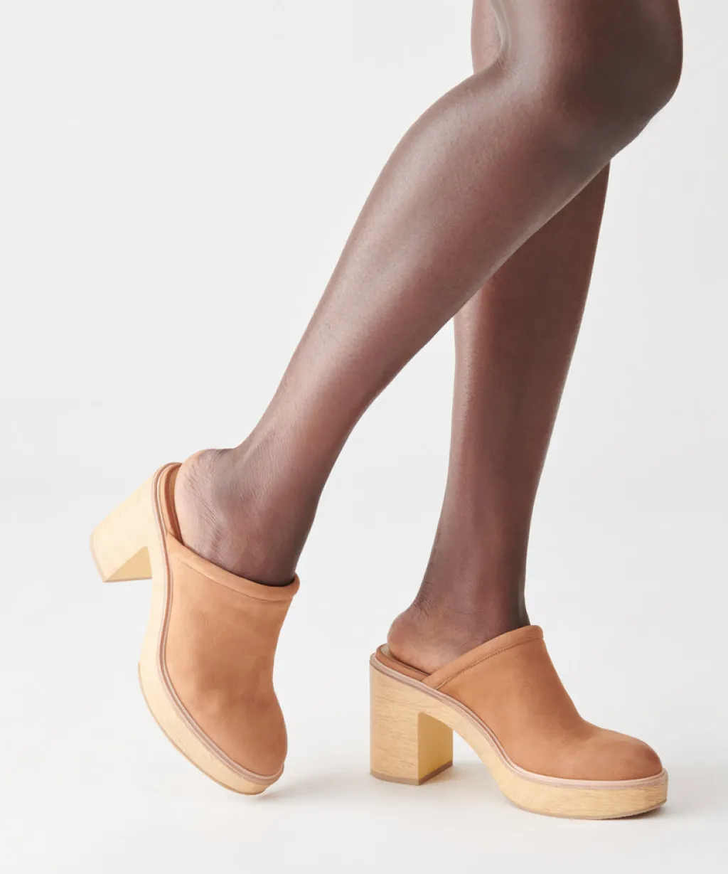 DOLCE VITA Mules & Clogs*Camdin Heels Praline Nubuck